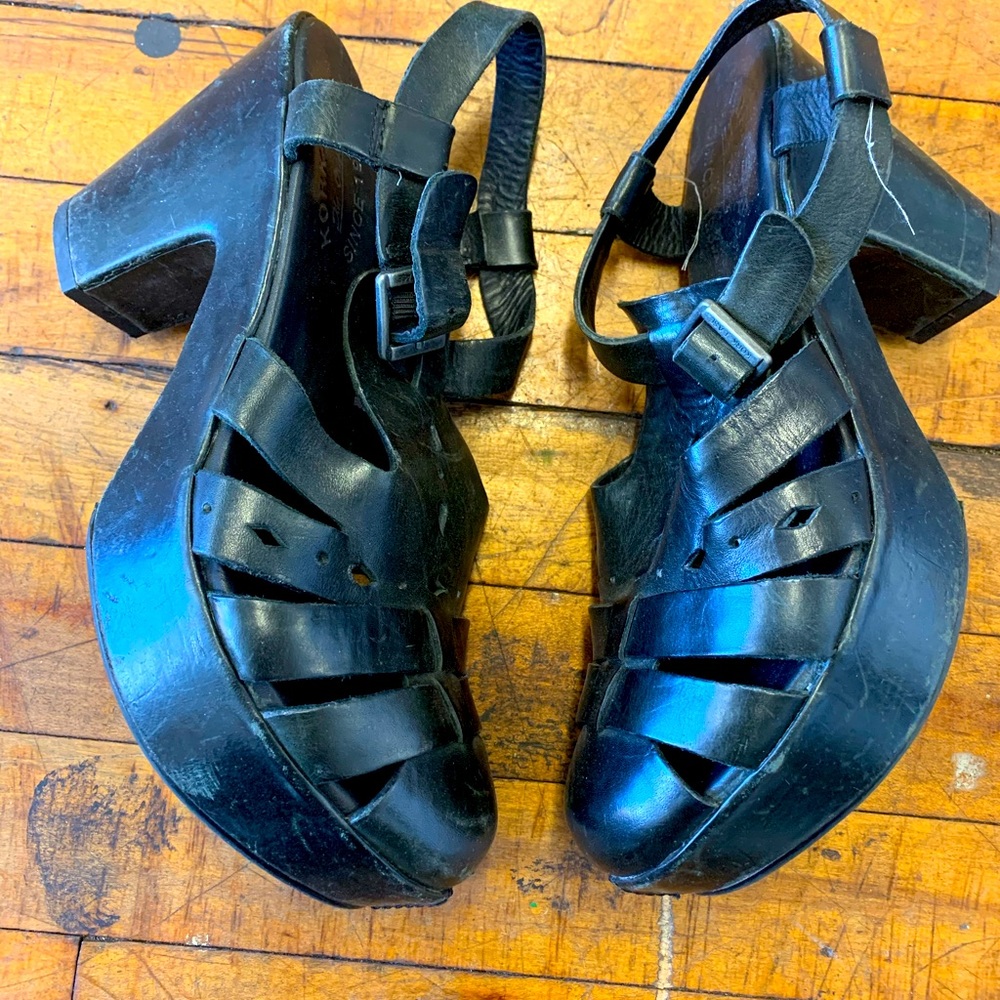 Kork-ease black sandal clogs 8